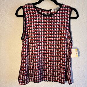 NWT Kasper Sleeveless Blouse/Top Buttons at Neckline in Back 100% Polyester.